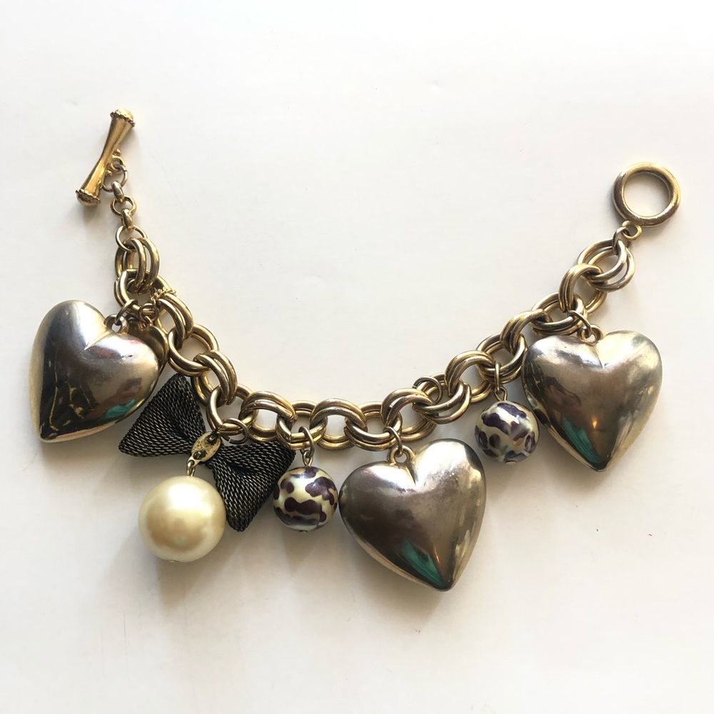 Betsey Johnson Heart Charm Bracelet - Picture 4 of 4